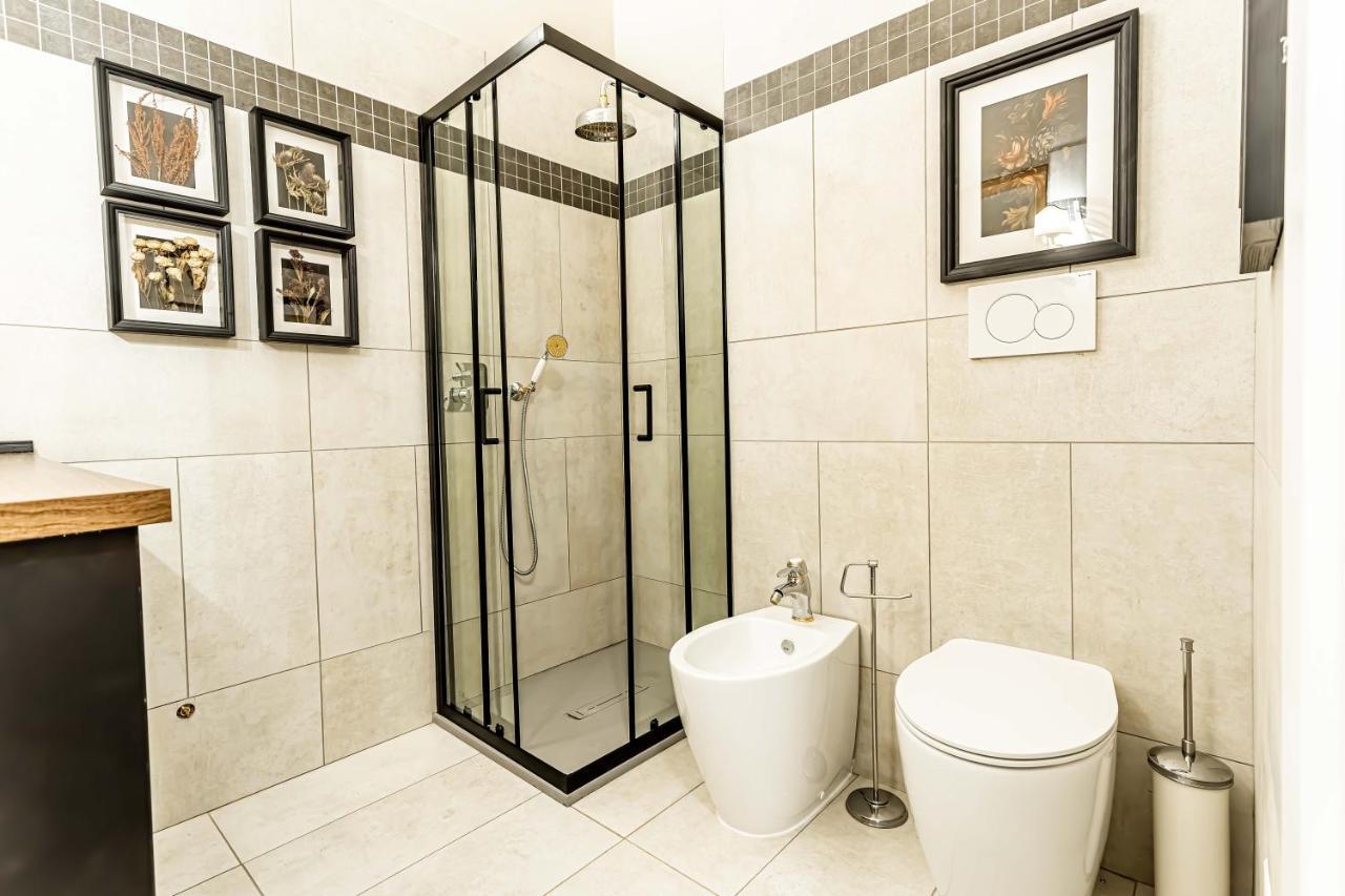 Casa Colonna Romantic Apartment Corso Di Porta Ticinese Milano Eksteriør billede